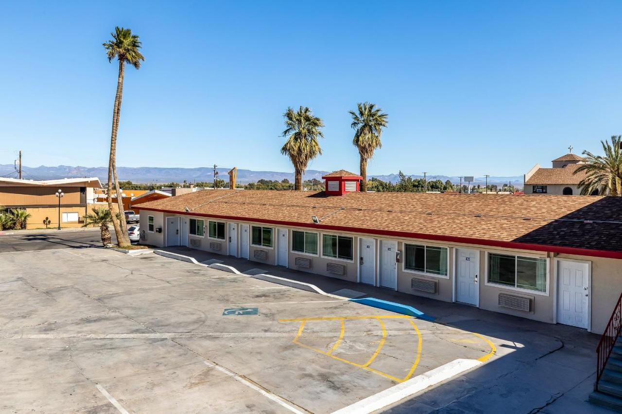 Econo Lodge Needles Exterior photo
